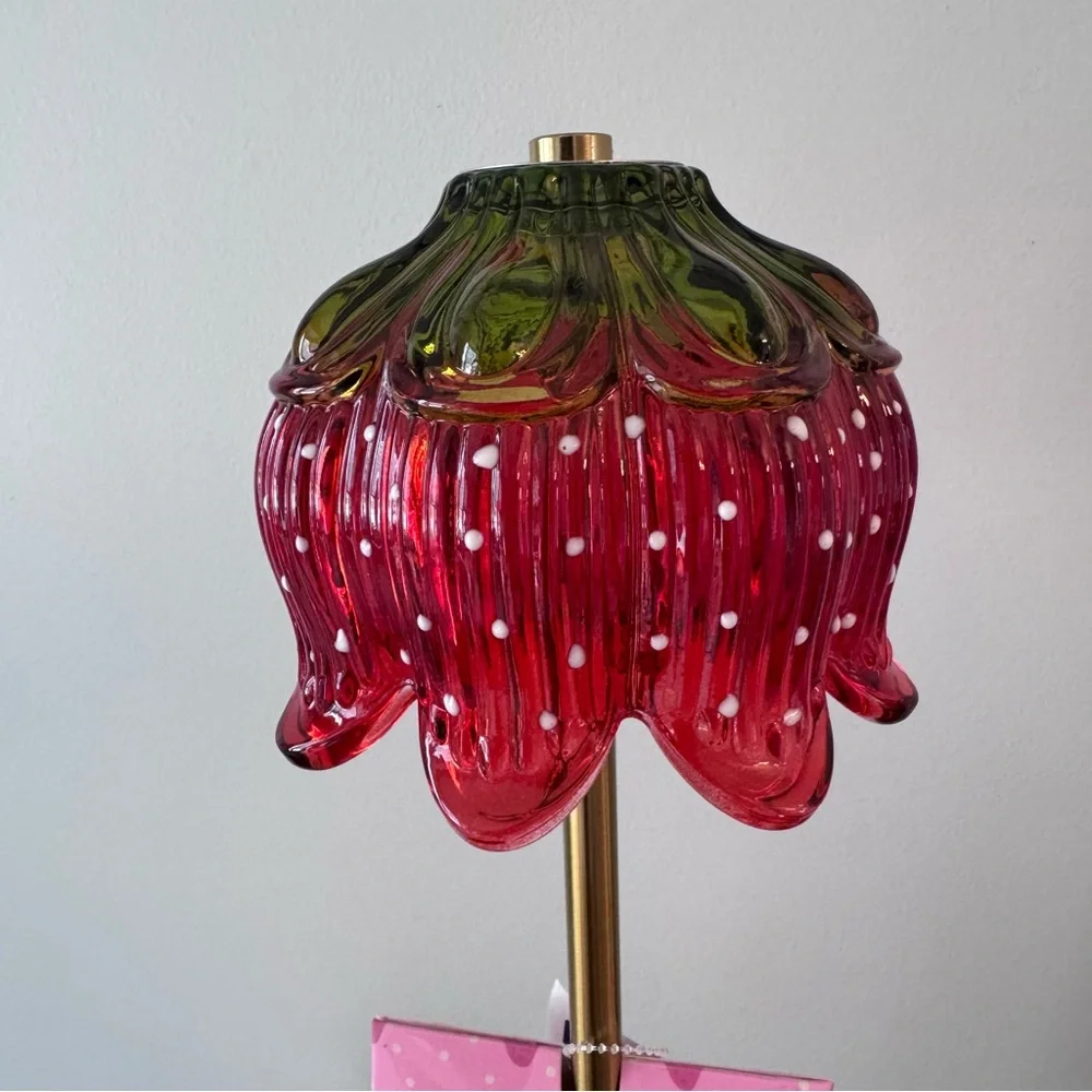 Viral Strawberry Shortcake Touch Lamp - touch control - USB rechargeable